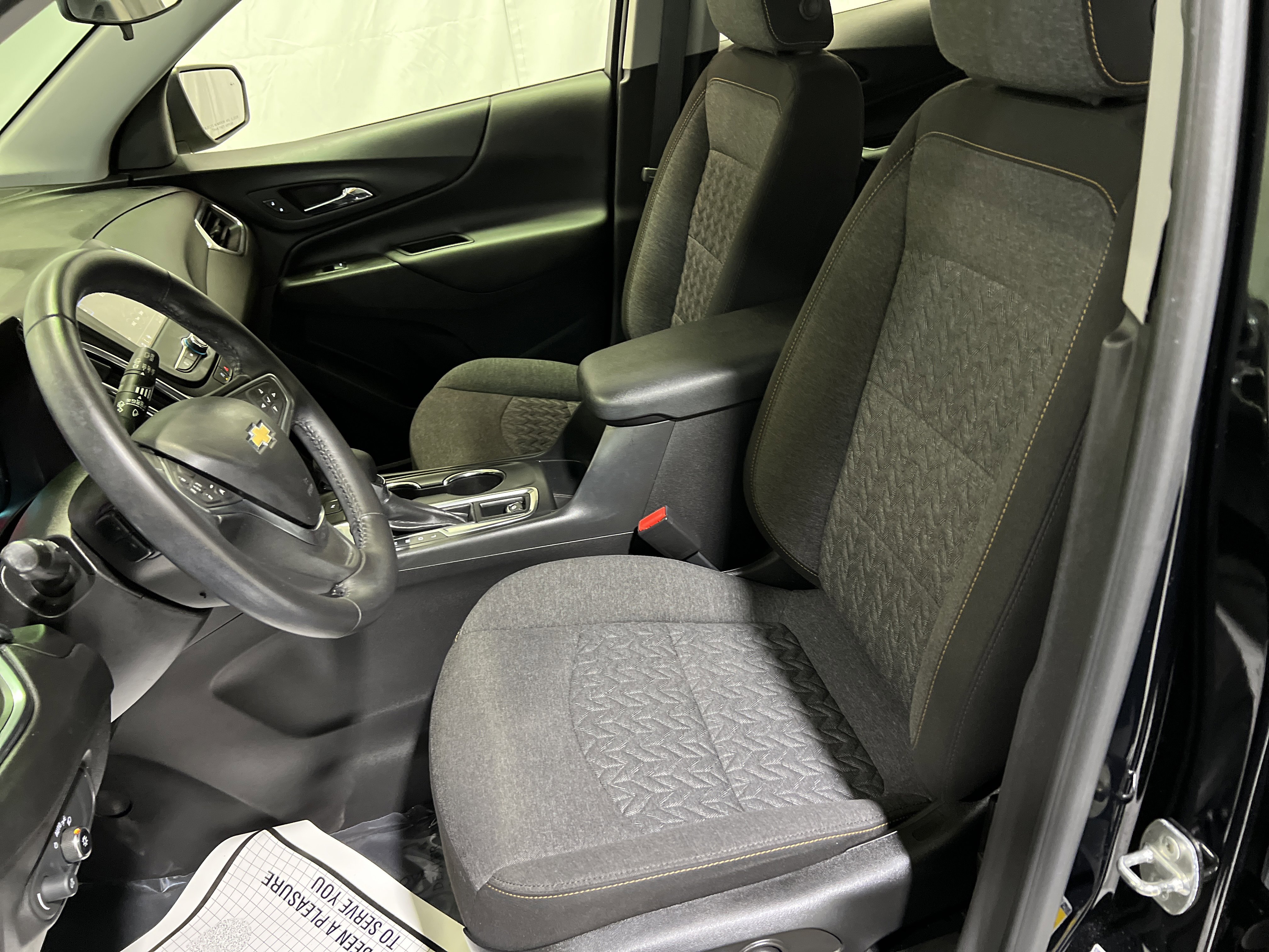 Used 2022 Chevrolet Equinox LT image 17