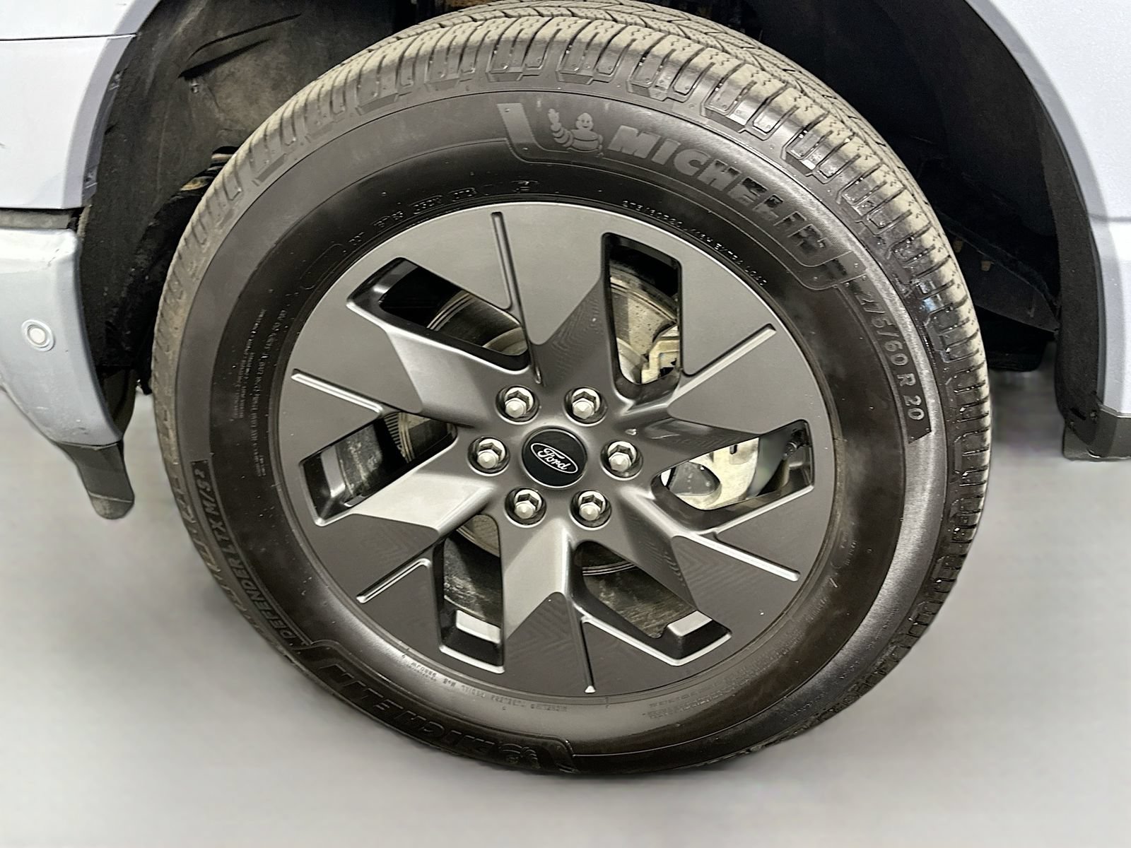 Used 2022 Ford F150 Lightning Lariat AWD/4WD image 31