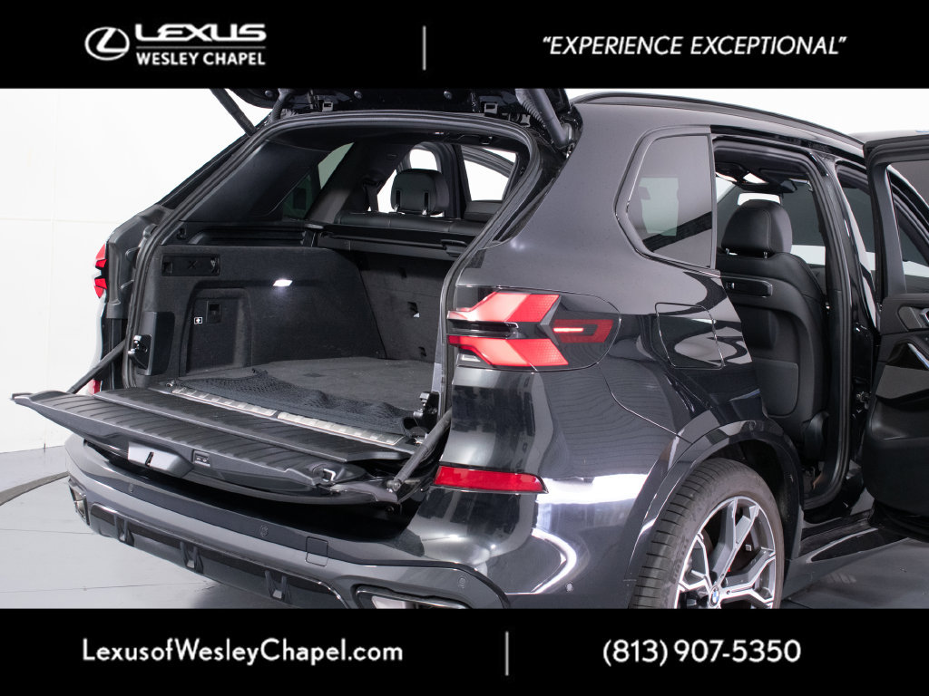Used 2026 BMW X5 xDrive50e w/ M Sport Package AWD/4WD image 12