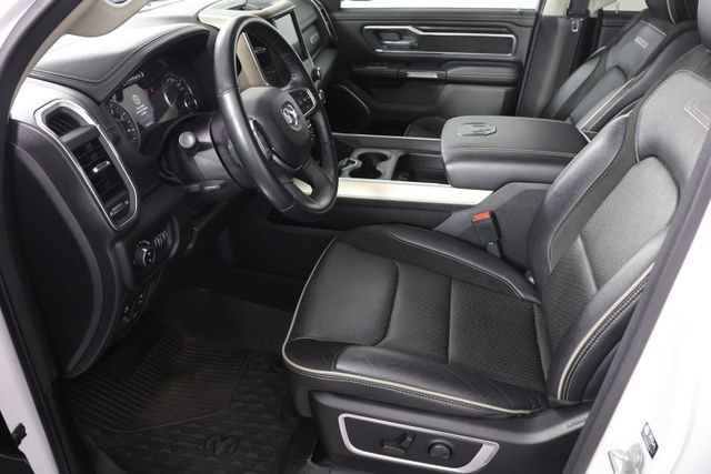 Used 2022 RAM 1500 Laramie AWD/4WD image 19