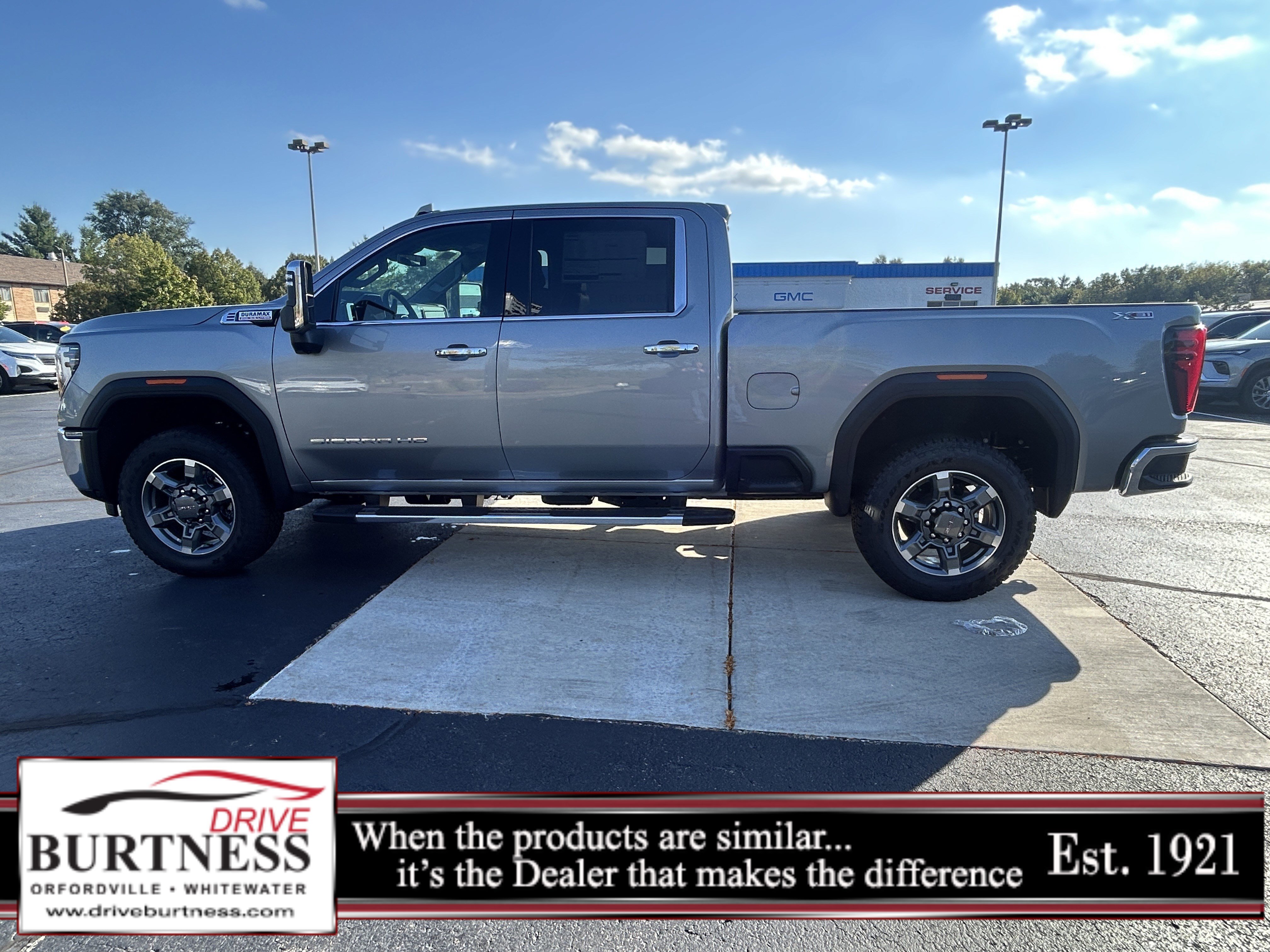New 2026 GMC Sierra 3500 SLT w/ SLT Premium Package image 6