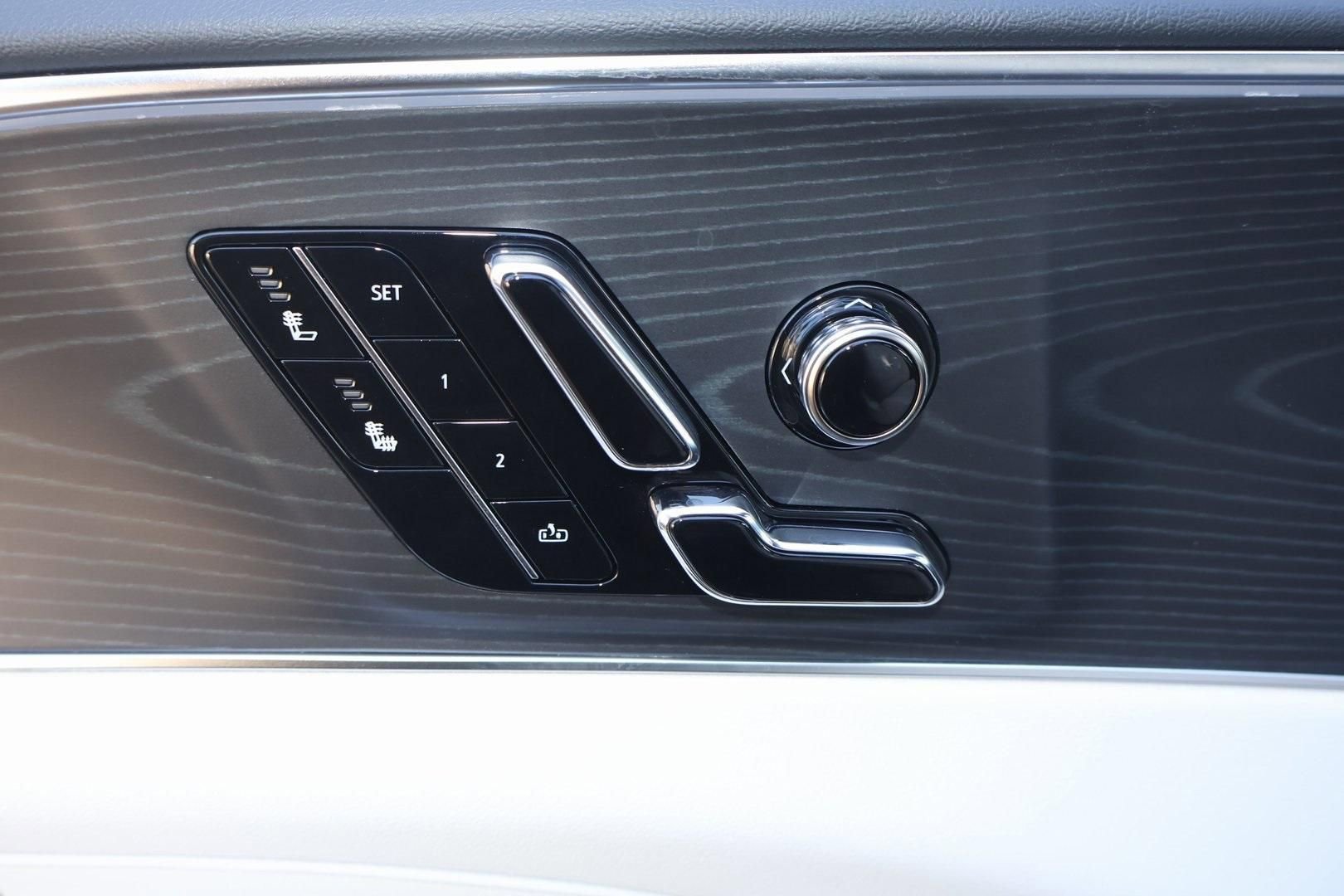 New 2026 Cadillac Lyriq Sport RWD image 4