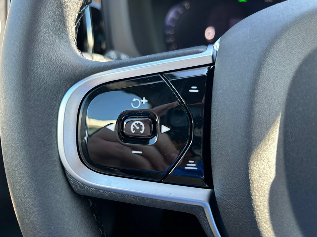 New 2026 Volvo XC60 B5 Plus w/ Climate Package AWD/4WD image 20