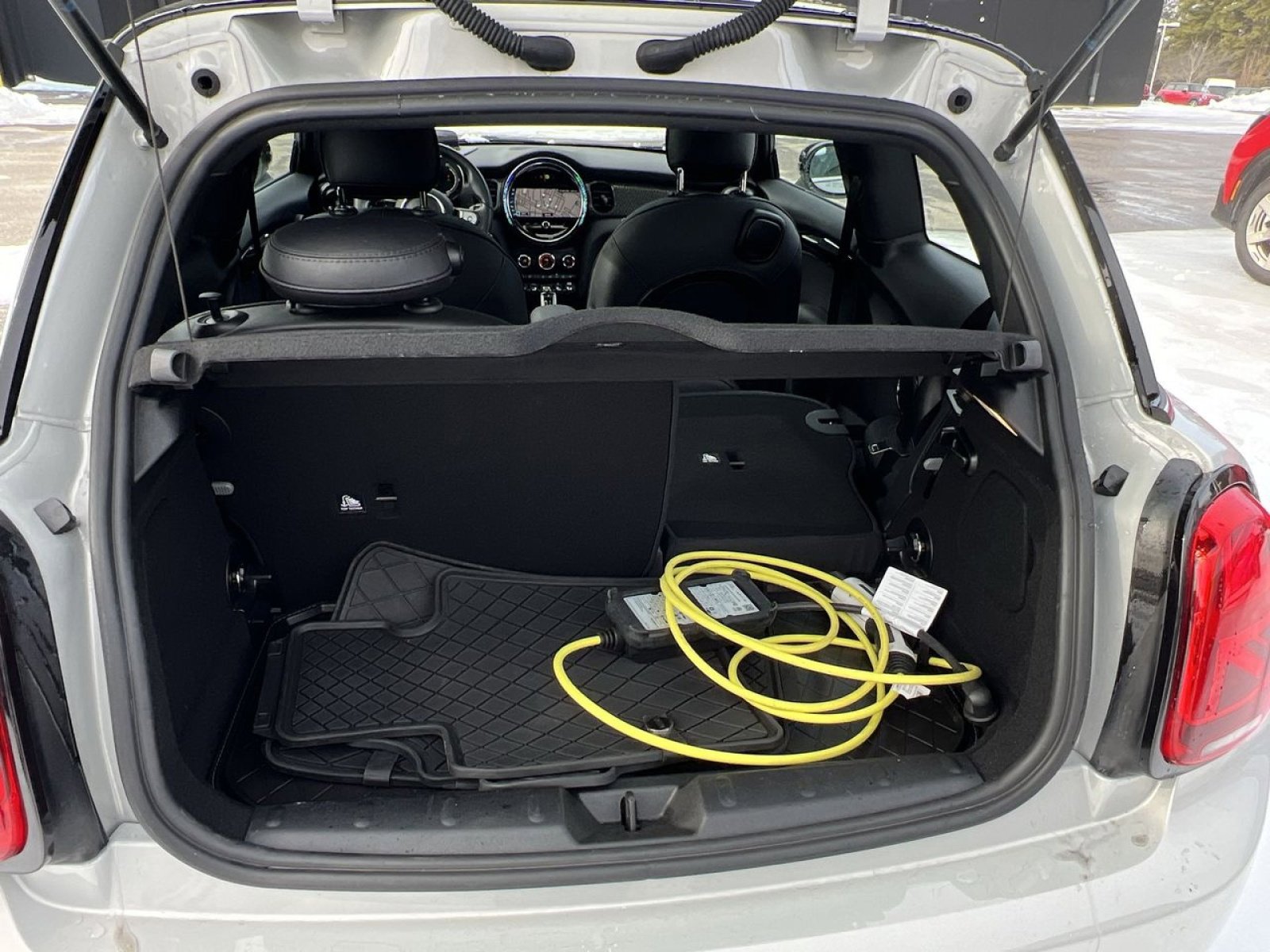 Used 2022 MINI Cooper SE image 24