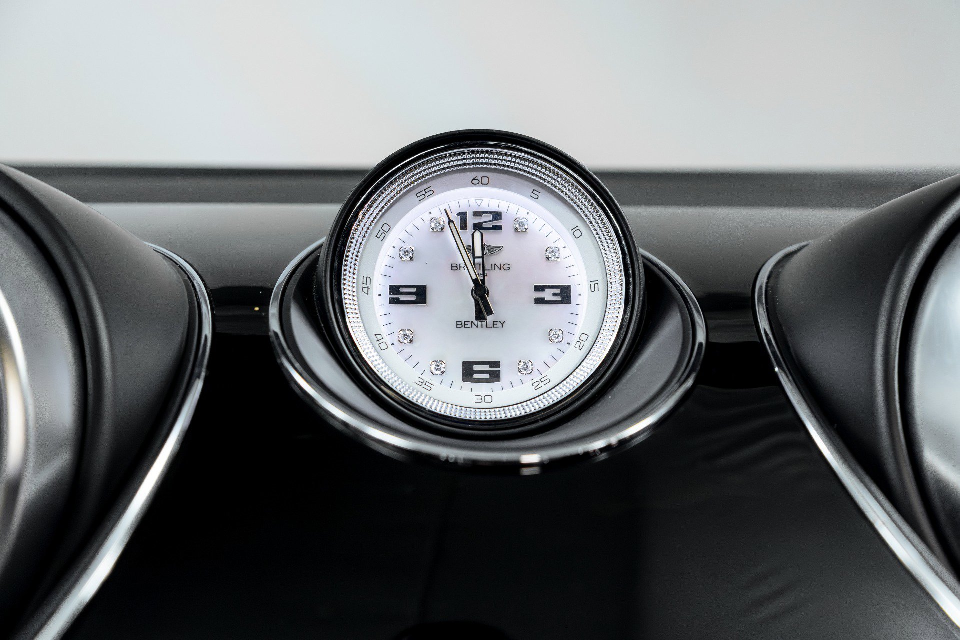 Used 2020 Bentley Bentayga Design Series image 69