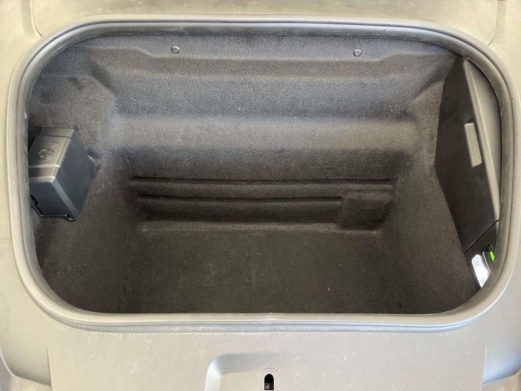 Certified 2025 Porsche 911 Carrera image 22