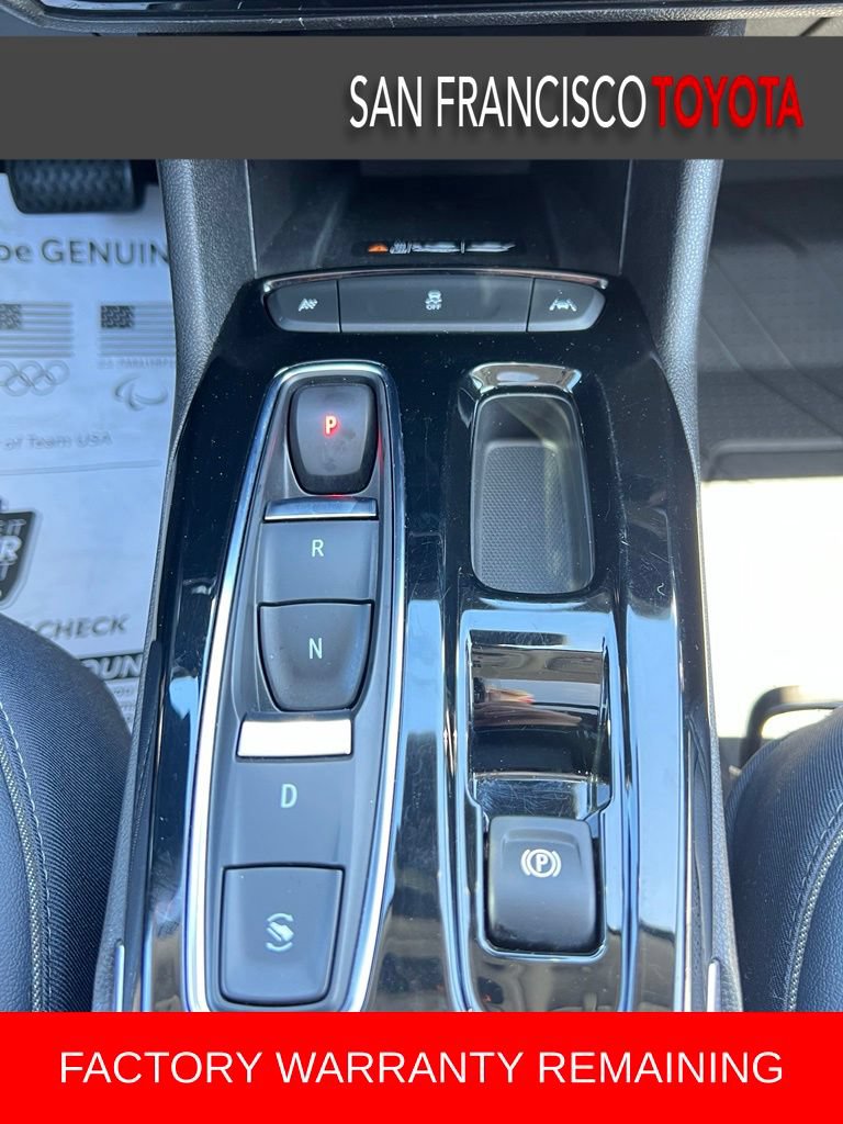 Used 2022 Chevrolet Bolt EUV Premier w/ Sun & Sound Package FWD image 25