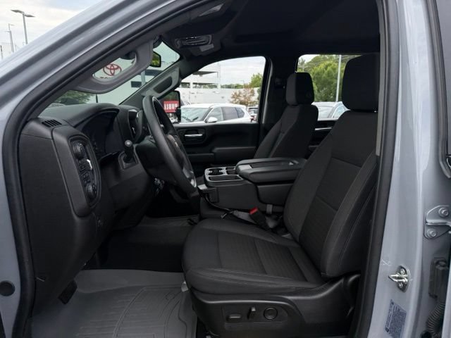 Used 2024 Chevrolet Silverado 2500 Custom w/ Custom Value Package AWD/4WD image 14
