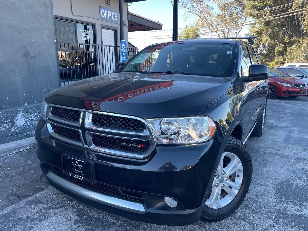 Used 2013 Dodge Durango SXT w/ Trailer Tow Group IV
