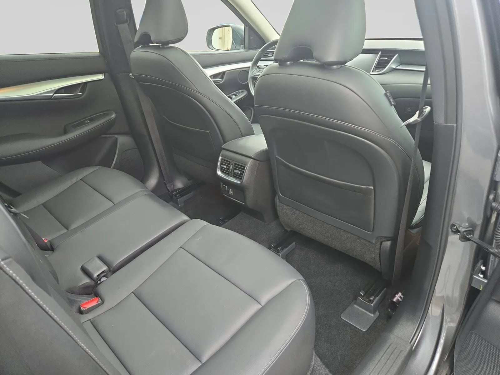 Used 2019 INFINITI QX50 Luxe AWD/4WD image 31