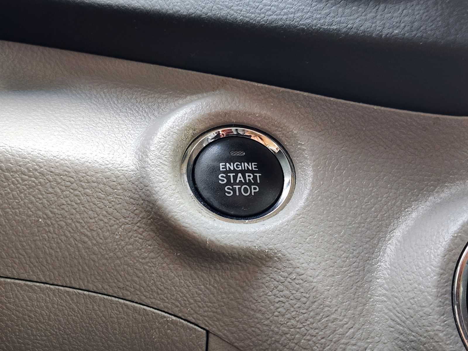 Used 2013 Toyota Highlander Limited FWD image 20