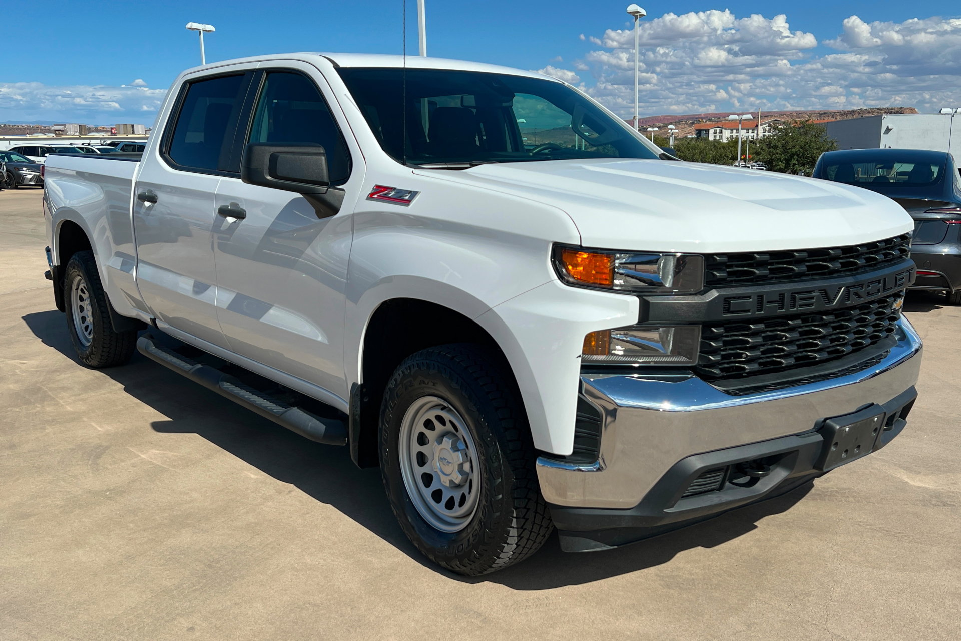 Used 2022 Chevrolet Silverado 1500 W/T w/ Z71 Off-Road Package AWD/4WD image 7