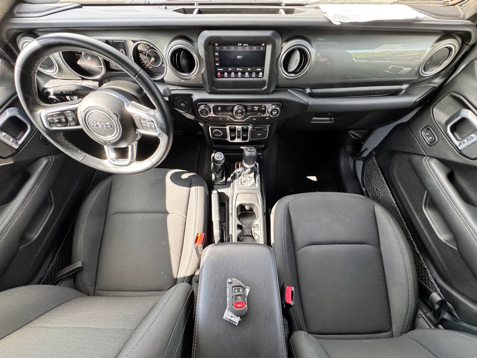 Used 2021 Jeep Wrangler Unlimited Sahara image 12