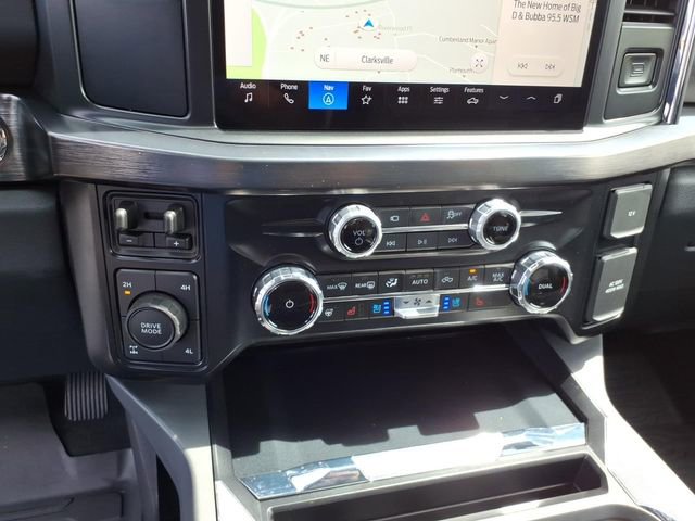 Used 2025 Ford F250 Lariat w/ Black Appearance Package AWD/4WD image 31