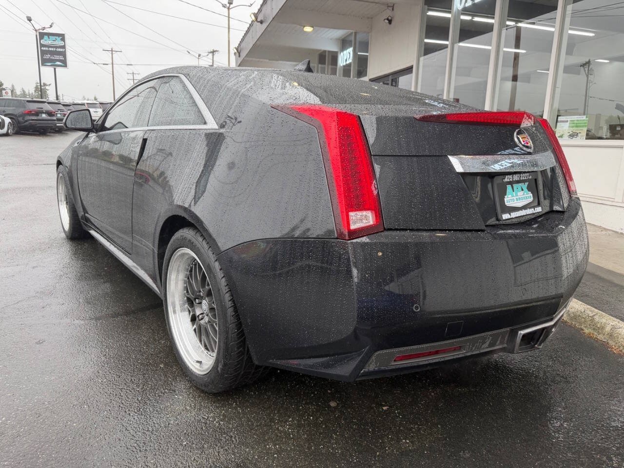 Used 2011 Cadillac CTS Performance w/ Performance Luxury Package RWD image 4
