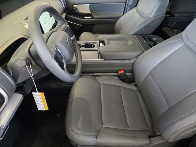 New 2026 Ford Expedition Active RWD image 7