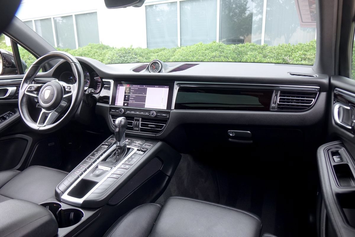 Used 2019 Porsche Macan AWD/4WD image 7