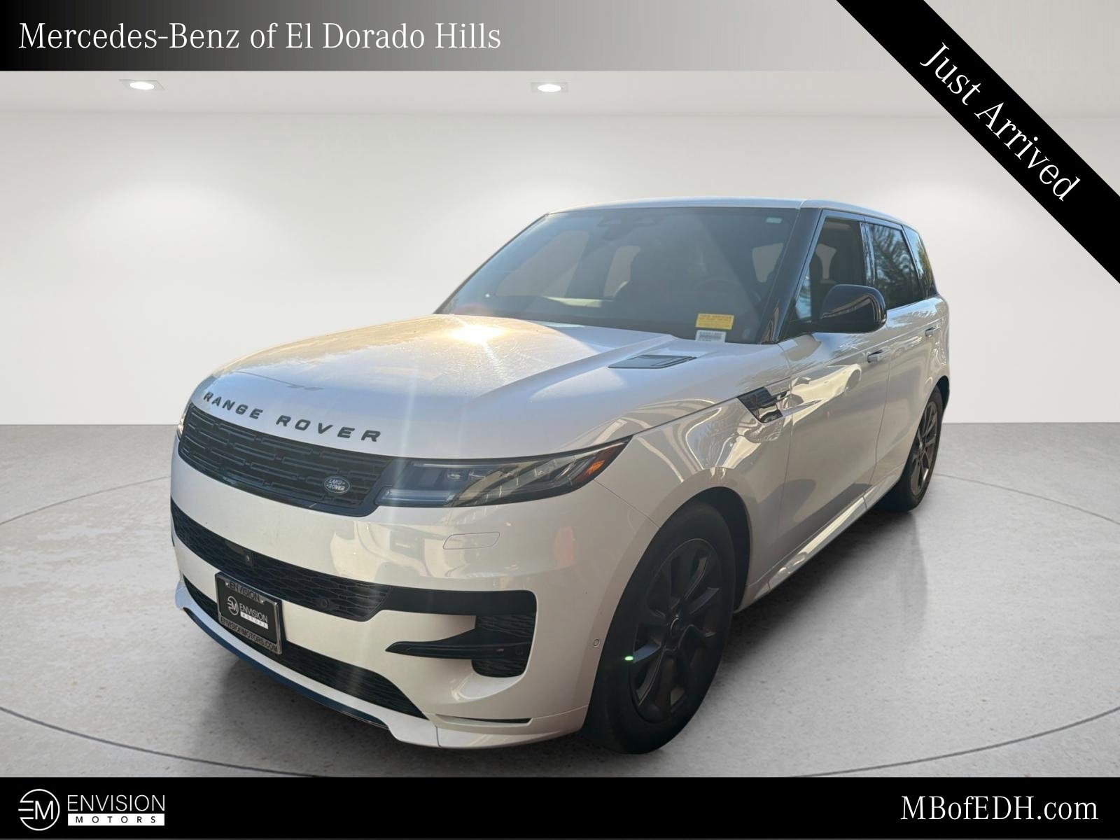 Used 2024 Land Rover Range Rover Sport Dynamic SE AWD/4WD image 1
