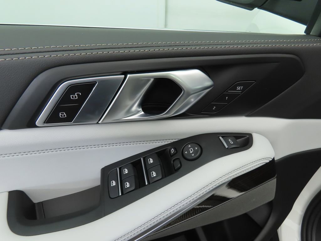 New 2026 BMW X5 sDrive40i w/ Premium Package image 23