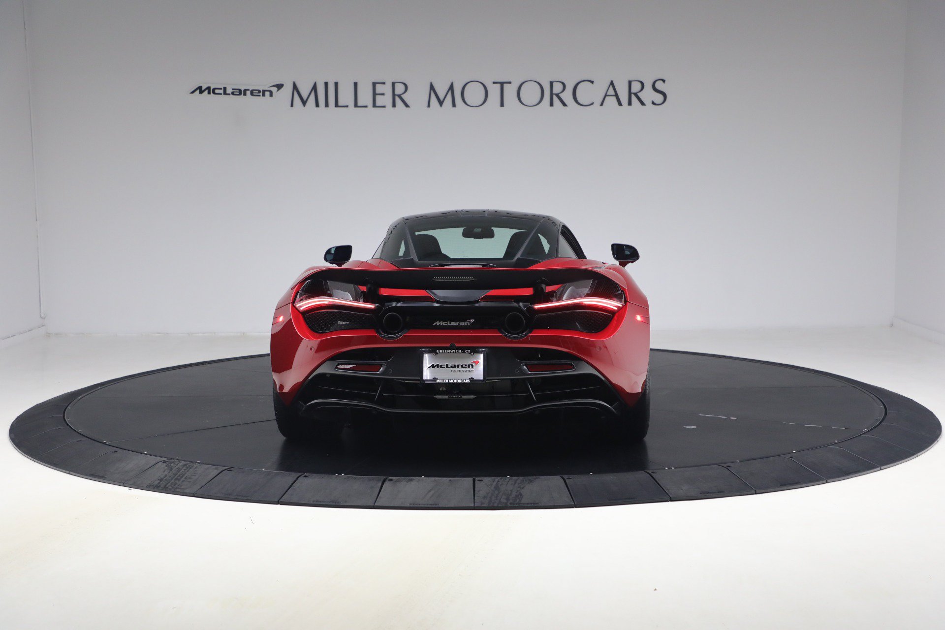 Used 2019 McLaren 720S Performance RWD image 5