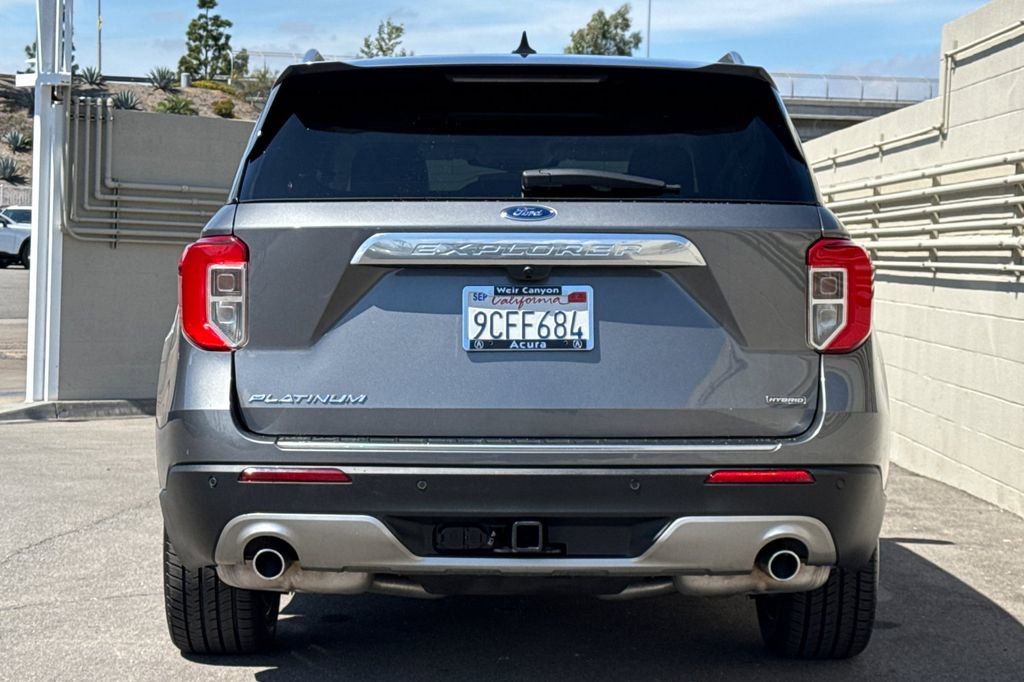 Used 2022 Ford Explorer Platinum w/ Class IV Trailer Tow Package image 8