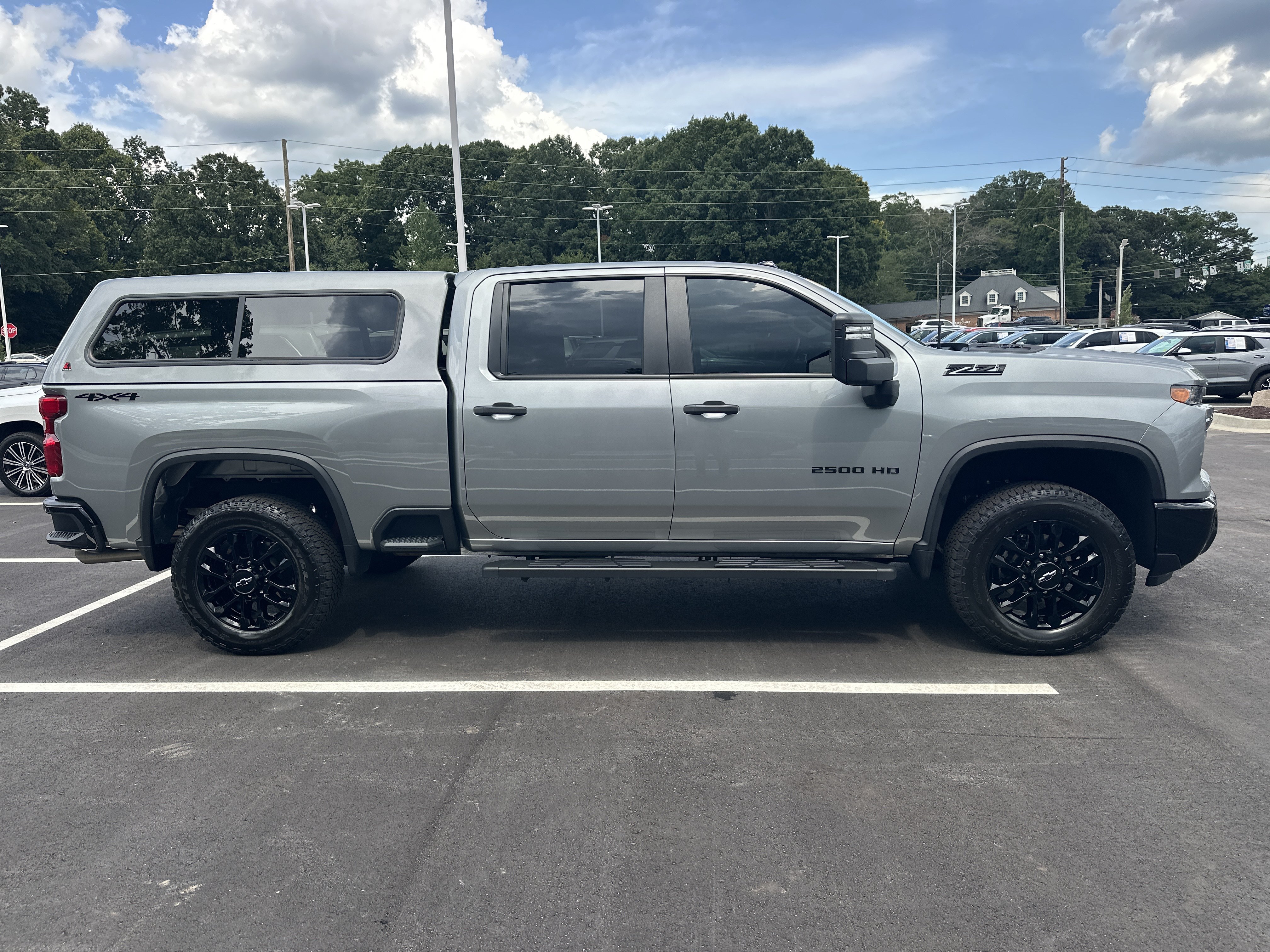 Used 2025 Chevrolet Silverado 2500 Custom w/ Custom Value Package AWD/4WD image 9