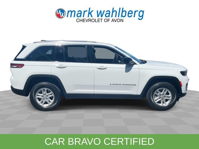 Used 2022 Jeep Grand Cherokee Laredo w/ Luxury Tech Group I AWD/4WD image 9