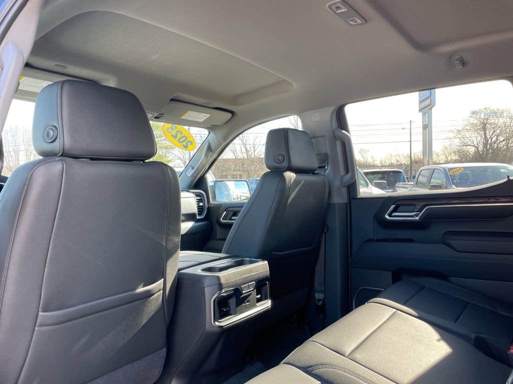 Used 2025 GMC Sierra 1500 SLT w/ SLT Premium Plus Package image 46