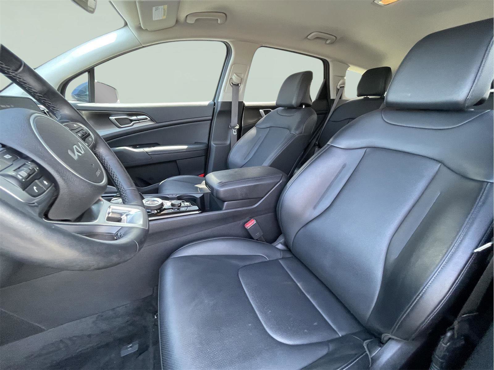 Used 2023 Kia Sportage EX AWD/4WD image 12