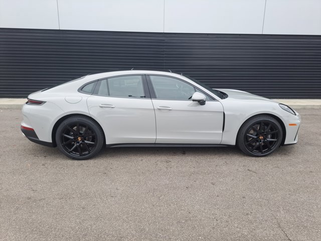 New 2026 Porsche Panamera 4 image 7