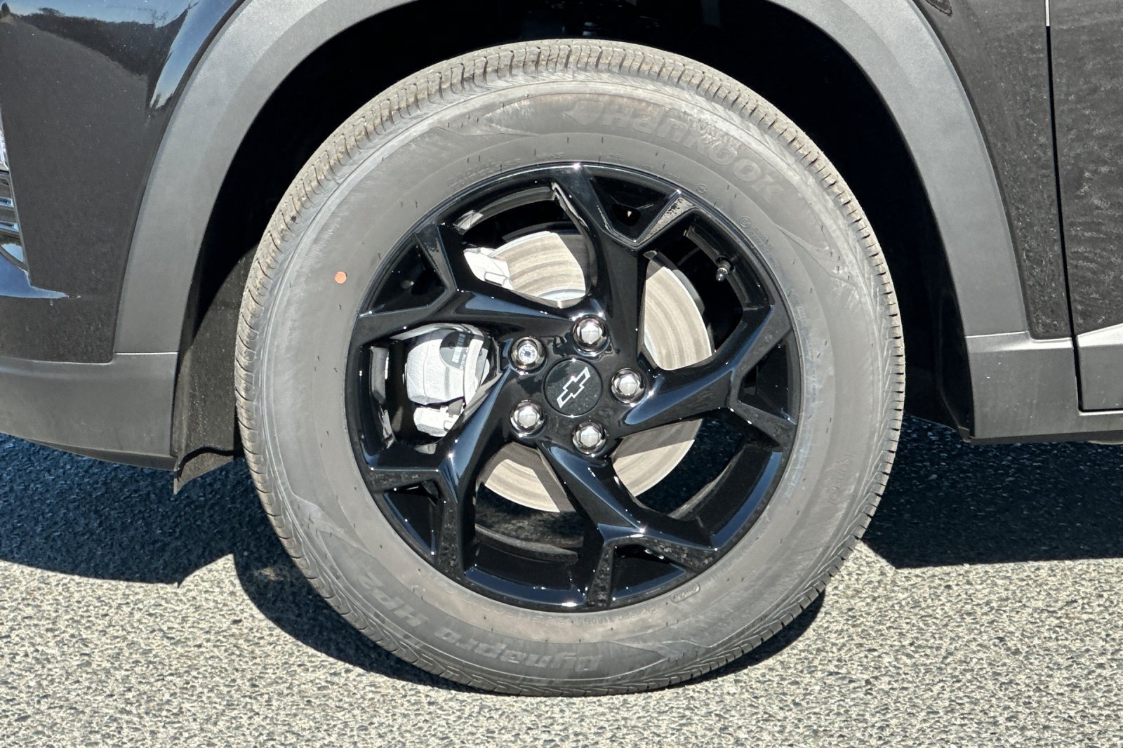 New 2026 Chevrolet Trax LT w/ Driver Confidence Package FWD image 31