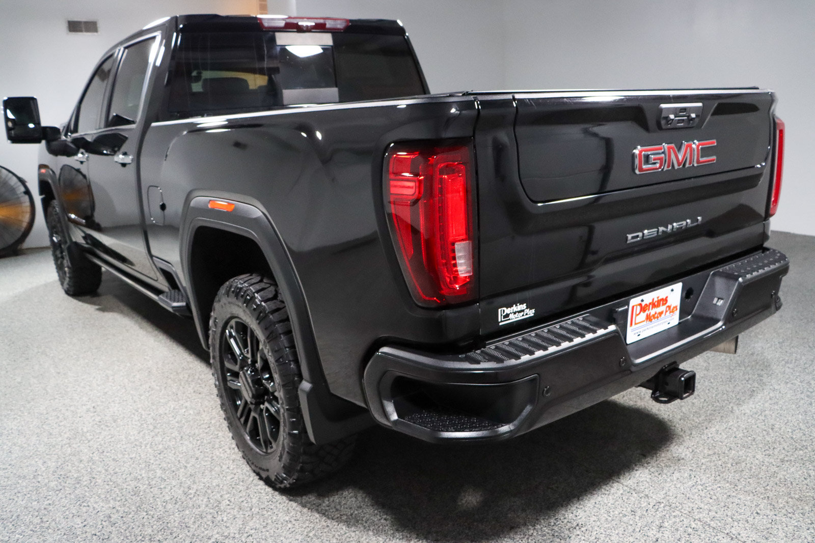 Used 2021 GMC Sierra 2500 Denali w/ Denali Ultimate Package AWD/4WD image 9