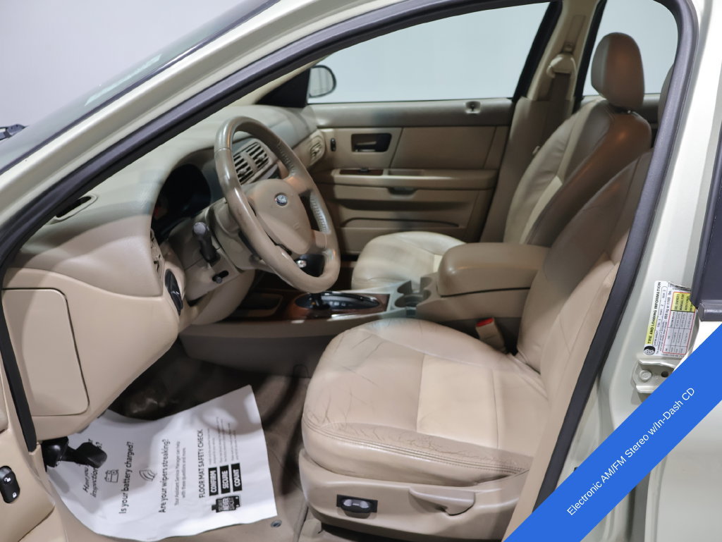 Used 2006 Ford Taurus SEL FWD image 2