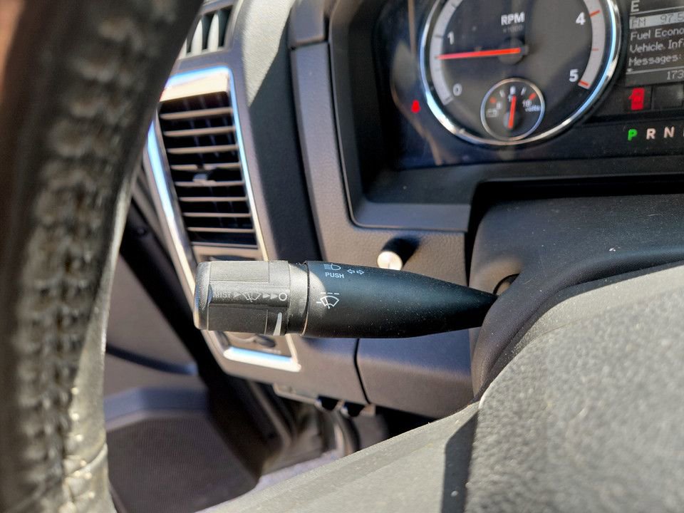 Used 2010 Dodge Ram 3500 Truck Laramie image 19