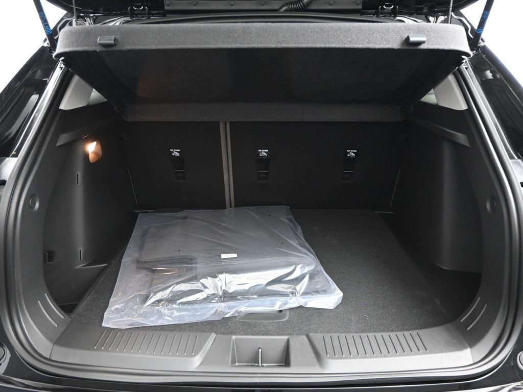 Used 2026 Chevrolet Trax ACTIV w/ Driver Confidence Package image 34