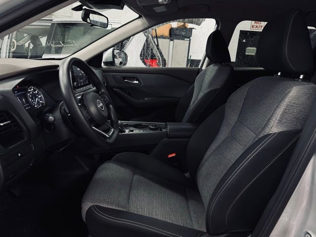 Used 2022 Nissan Rogue SV AWD/4WD image 15