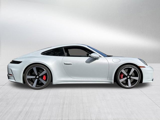 Used 2025 Porsche 911 Carrera S RWD image 8