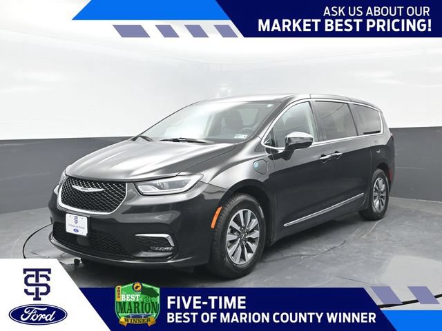 Used 2023 Chrysler Pacifica Limited