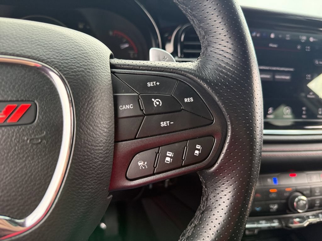Used 2025 Dodge Durango R/T AWD/4WD image 16