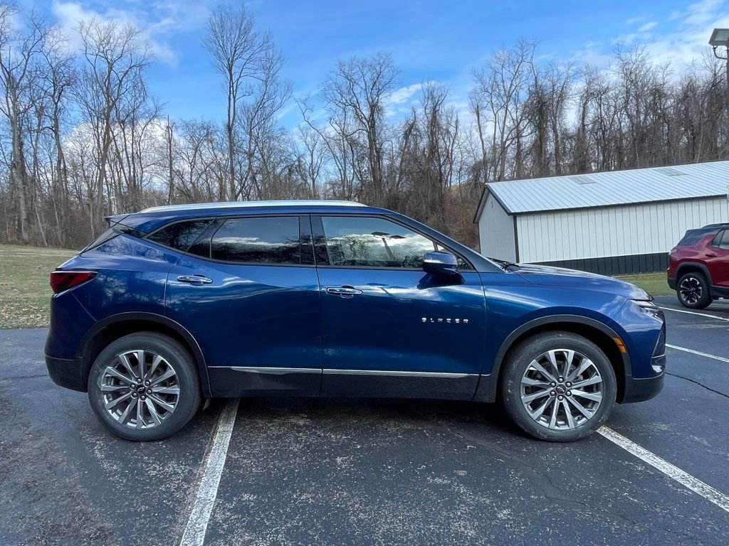 Certified 2023 Chevrolet Blazer Premier w/ Enhanced Convenience Package image 2