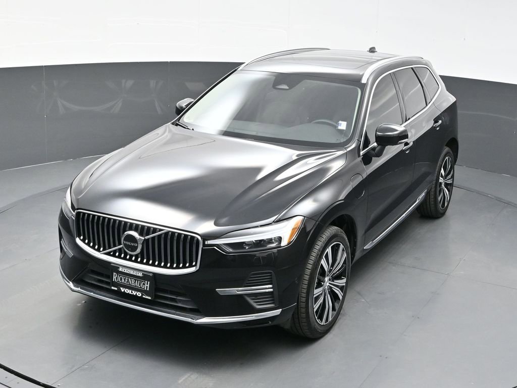 Used 2023 Volvo XC60 T8 Plus AWD/4WD image 32