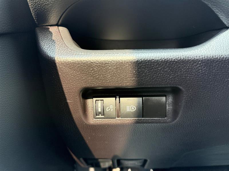 Used 2023 Toyota RAV4 XLE image 30