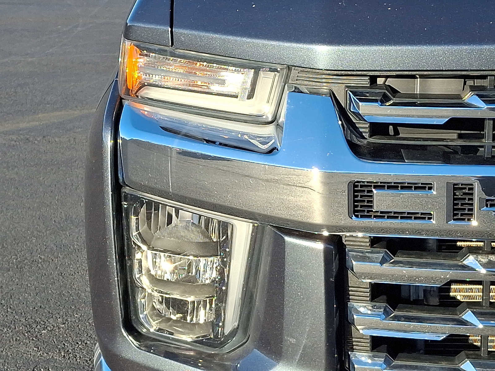 Used 2020 Chevrolet Silverado 2500 LTZ w/ LTZ Plus Package image 9