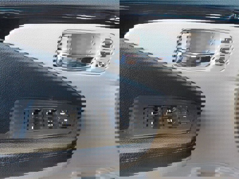 Used 2016 Honda Pilot Elite image 23