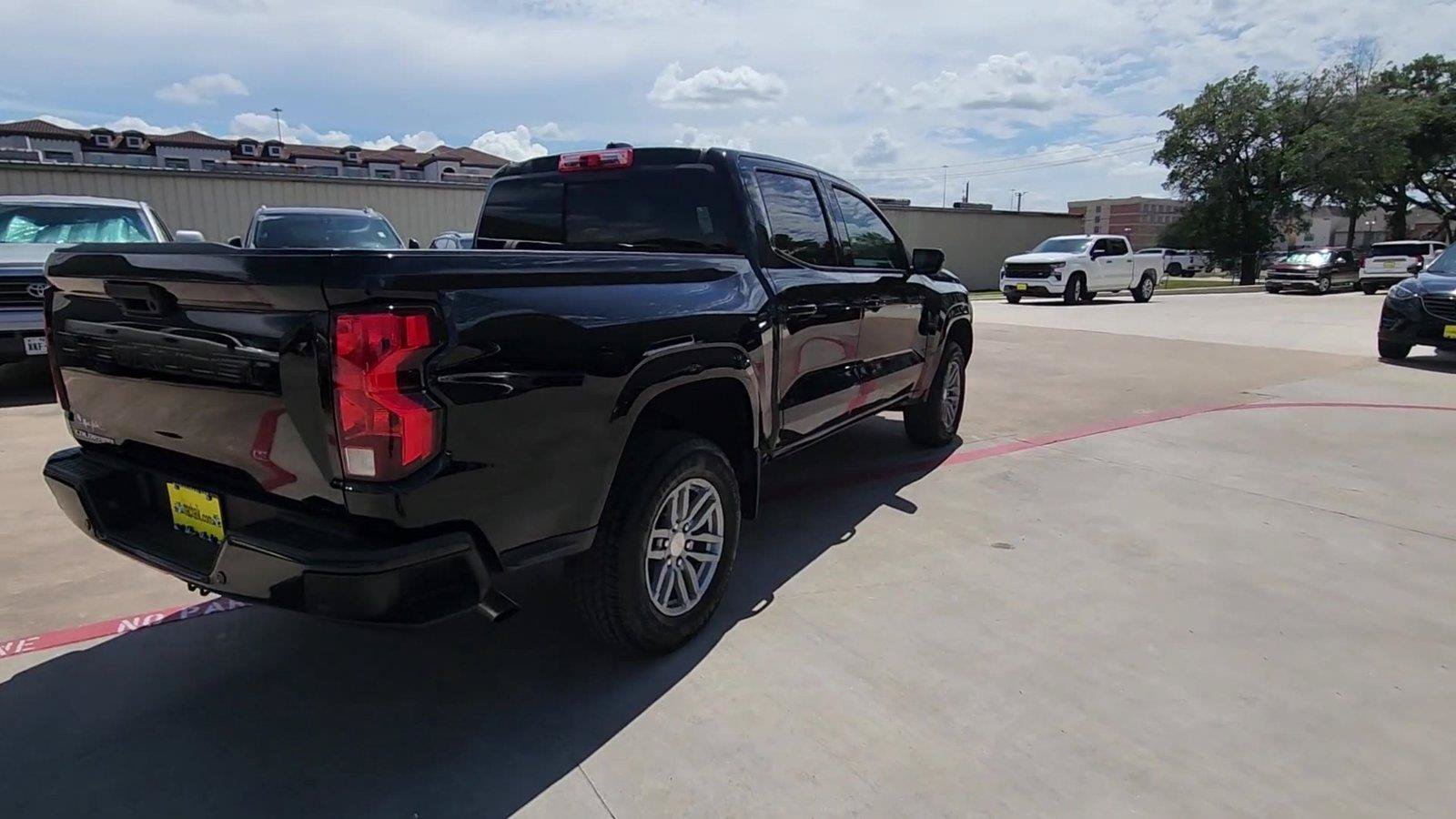 Certified 2026 Chevrolet Colorado LT RWD image 8