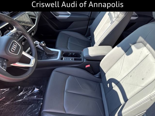 Used 2025 Audi Q3 2.0T Premium image 16