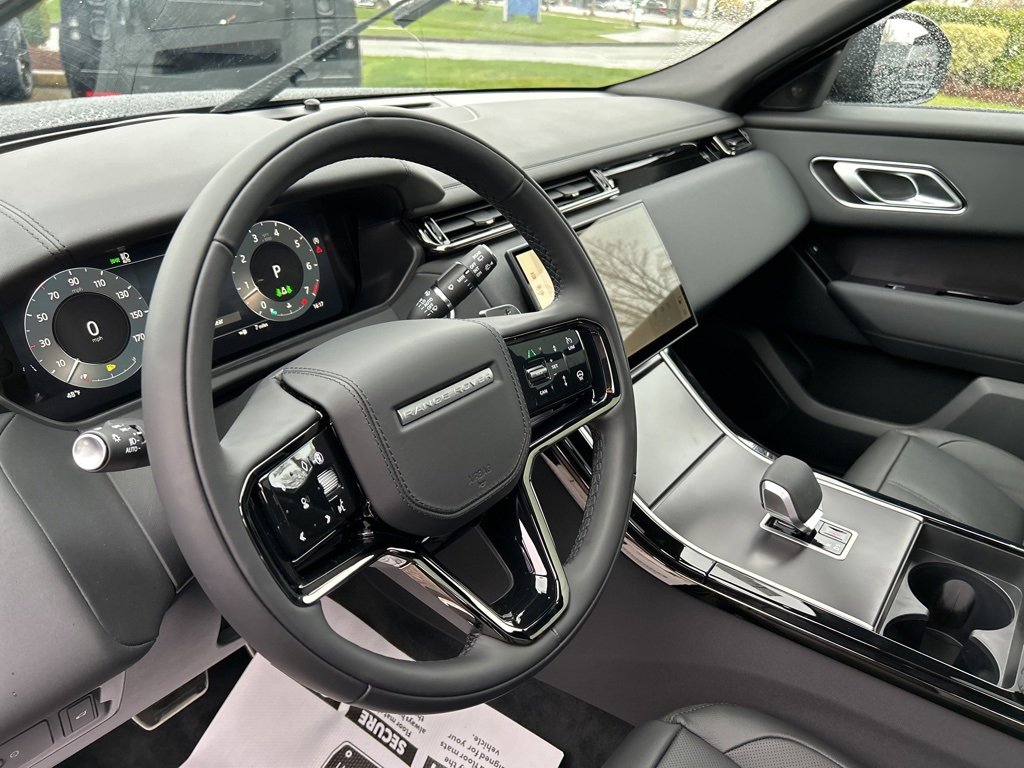 New 2026 Land Rover Range Rover Velar Dynamic SE image 12