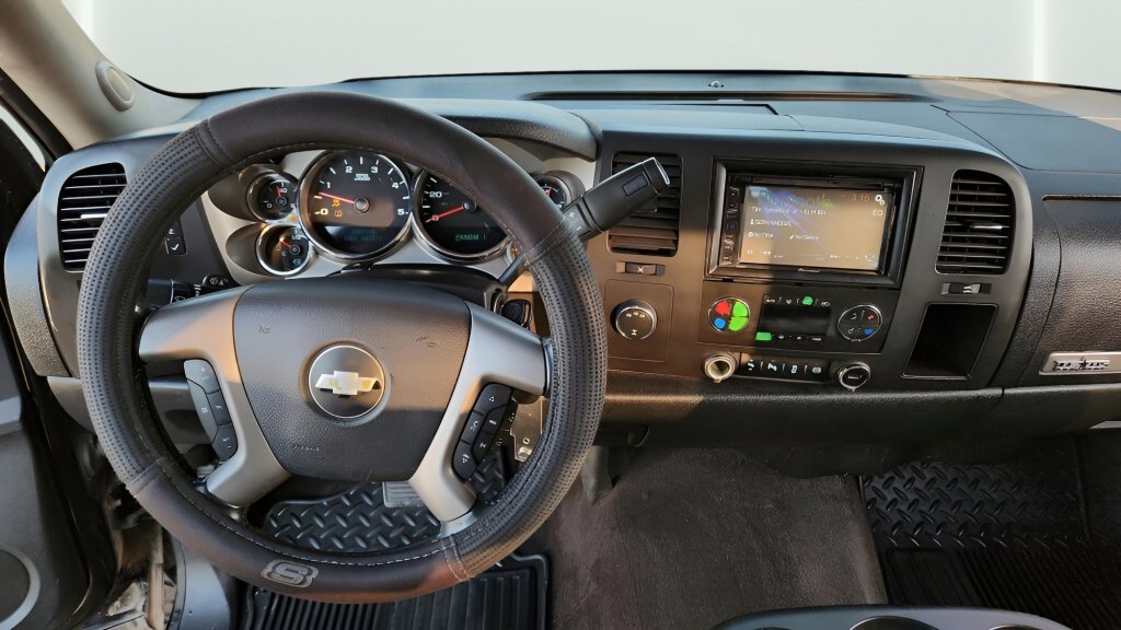 Used 2012 Chevrolet Silverado 2500 LT w/ Texas Edition image 22
