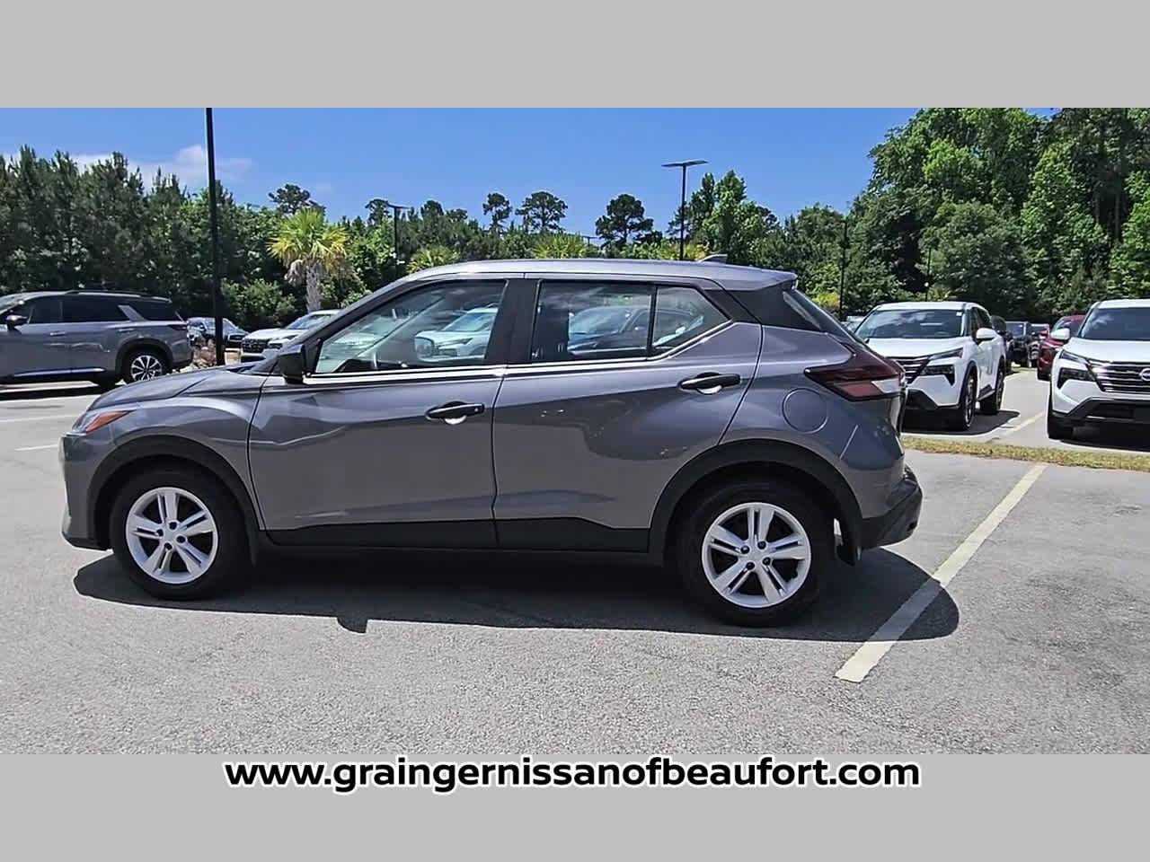 Used 2024 Nissan Kicks S FWD image 26