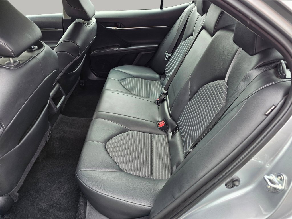 Used 2023 Toyota Camry SE image 22